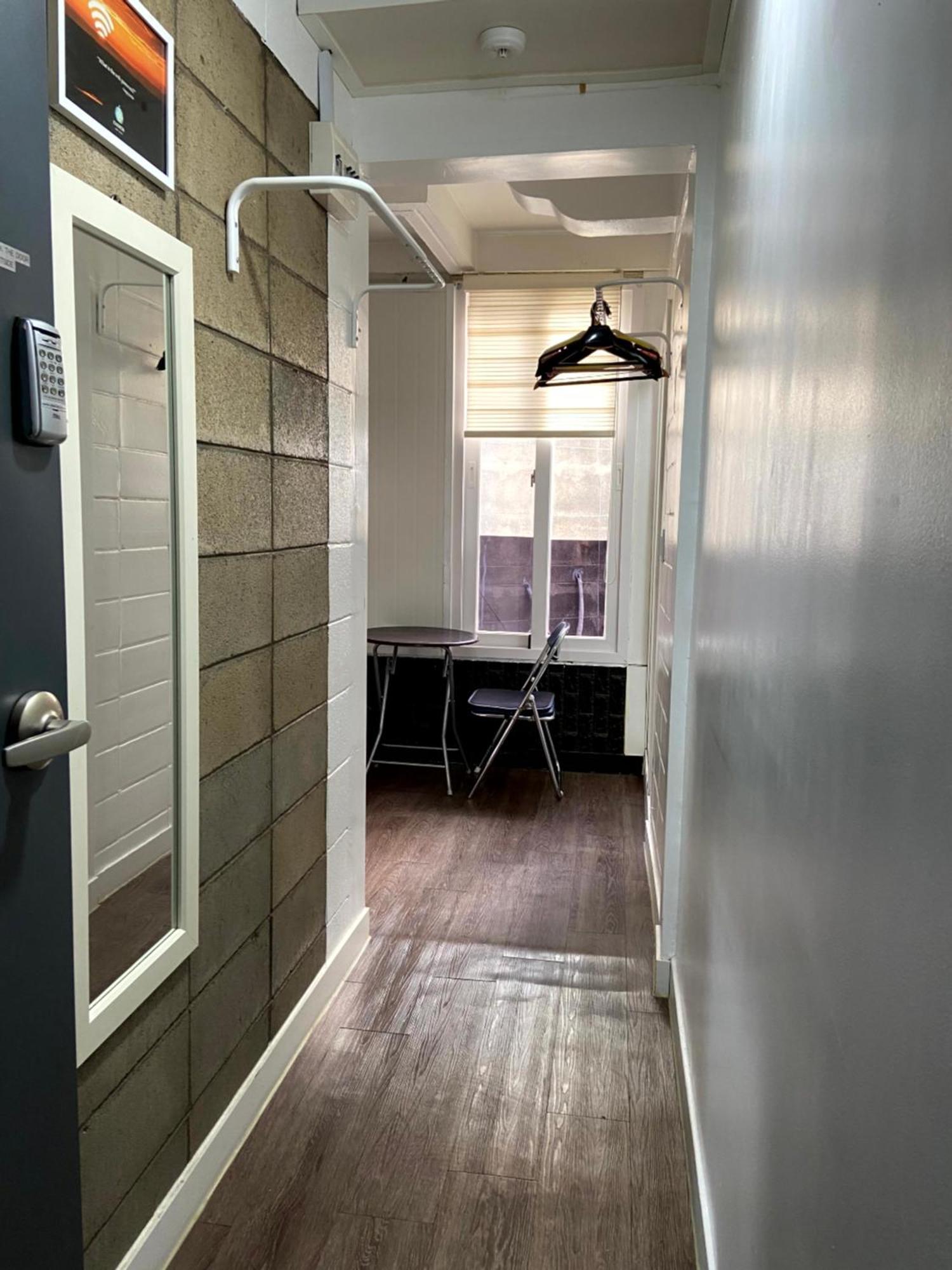 Itaewon Yellow Guesthouse Сеул Экстерьер фото